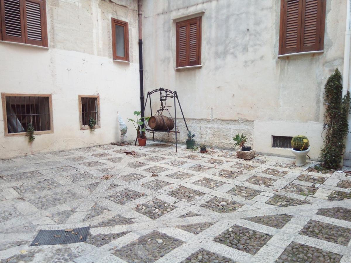 B&B Garibaldi Alcamo Exterior photo
